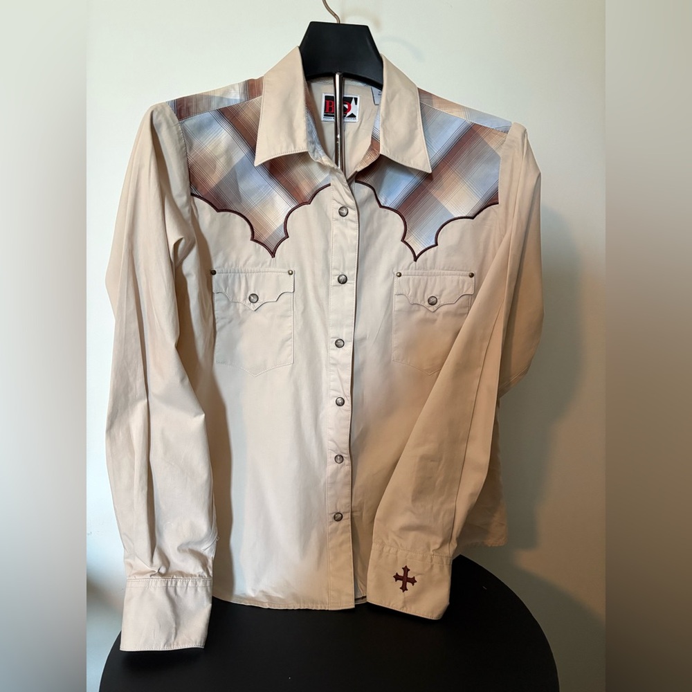 Vintage “Brooks & Dunn” Western Panhandle Slim, Appliquéd Cross Shirt. Large